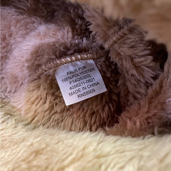 🆕 Starting Out Infant Baby Plush Faux-Fur Bear Hat & Mitten Cozy Set - Picture 3 of 4